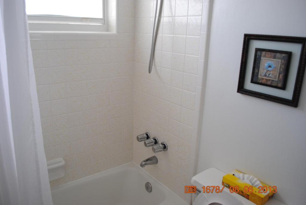 Wave Beach Vacation Rentals Pompano Beach Zimmer foto