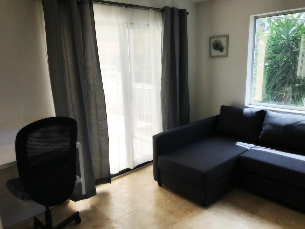 Wave Beach Vacation Rentals Pompano Beach Zimmer foto